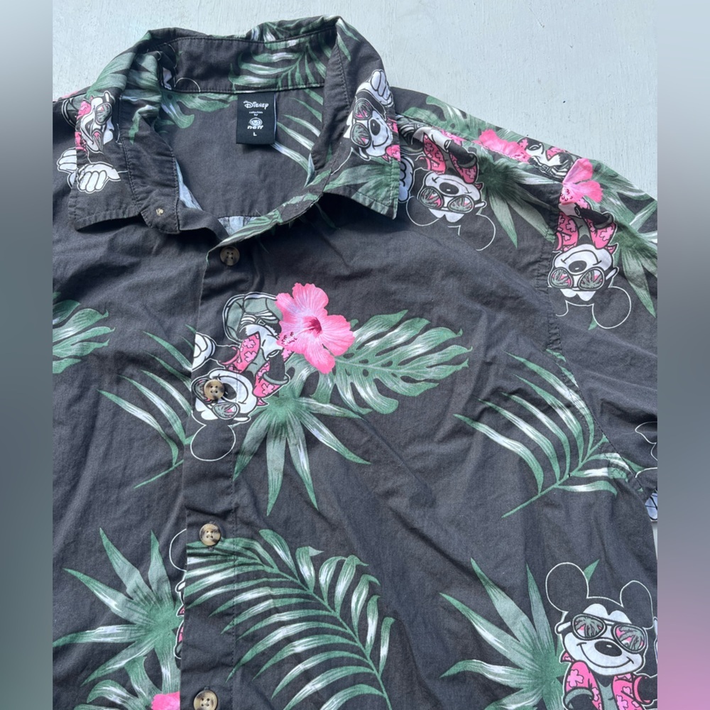 Men's Neff x Disney Shirt Multicolor Mickey Mouse L TIKI Surf Art Tropical Beach